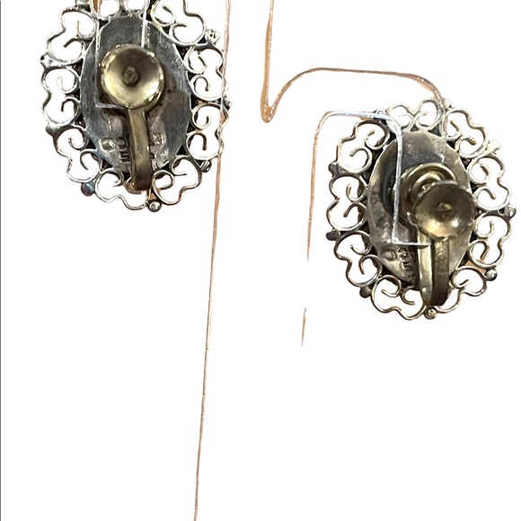 Vintage 925 Sterling silver Mexico filagree fancy oval Green Agate earrings - Picture 6 of 7